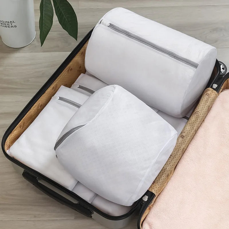 Shoe Washing Bag — Zipped Mesh Laundry Bag for Trainers